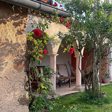 Villa Le Prieure Du Vigeant Le Vigeant Esterno foto